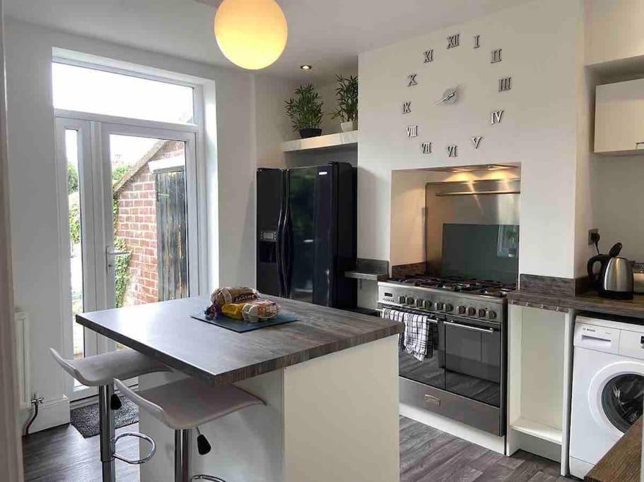 Vila 2 Bed Sleeps 6 Beach Retreat St Annes On Sea Lytham St Annes Exteriér fotografie